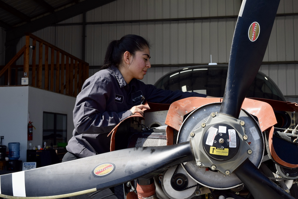 Aviation workforce photo