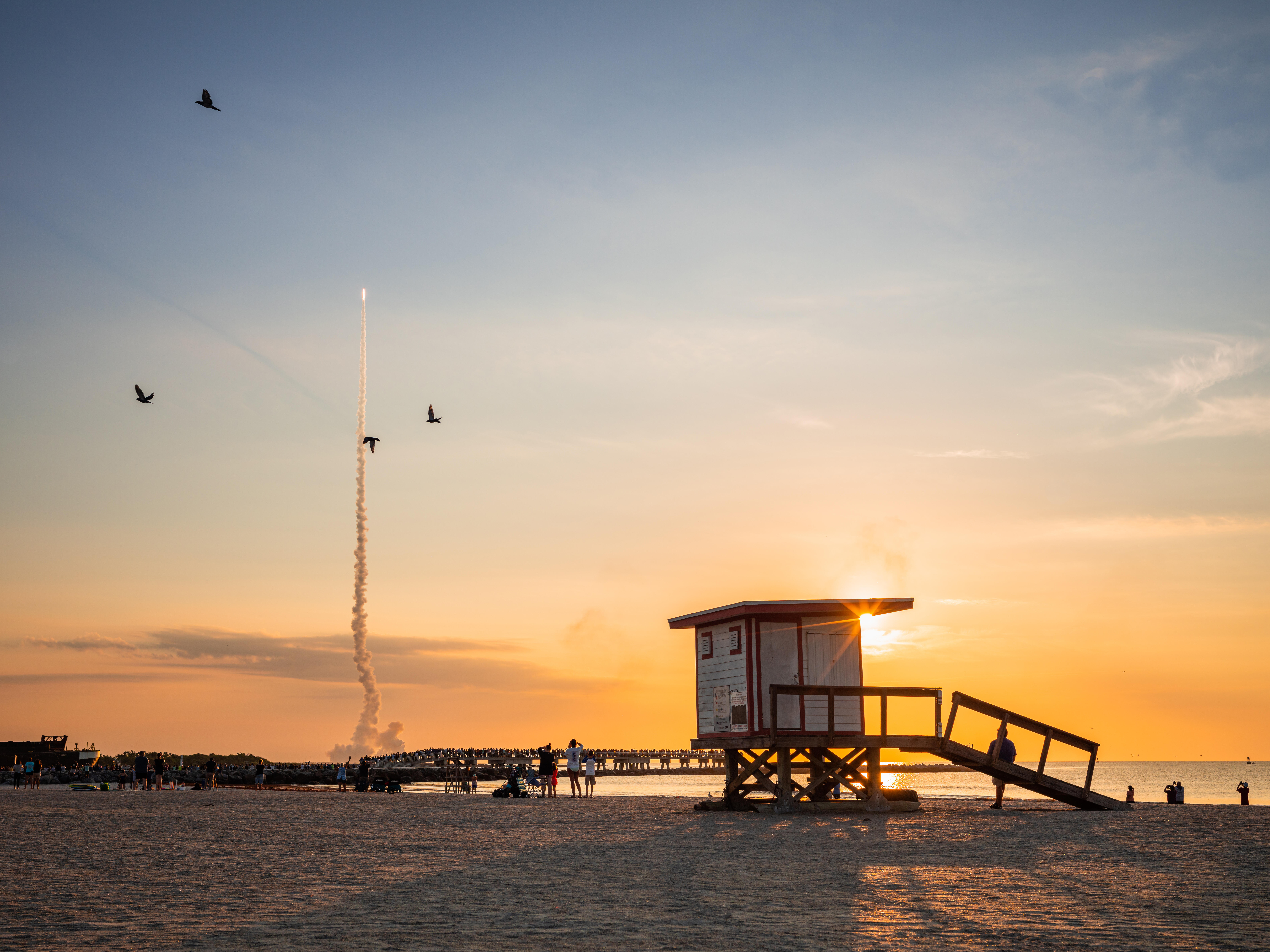 sunrise beachside launch