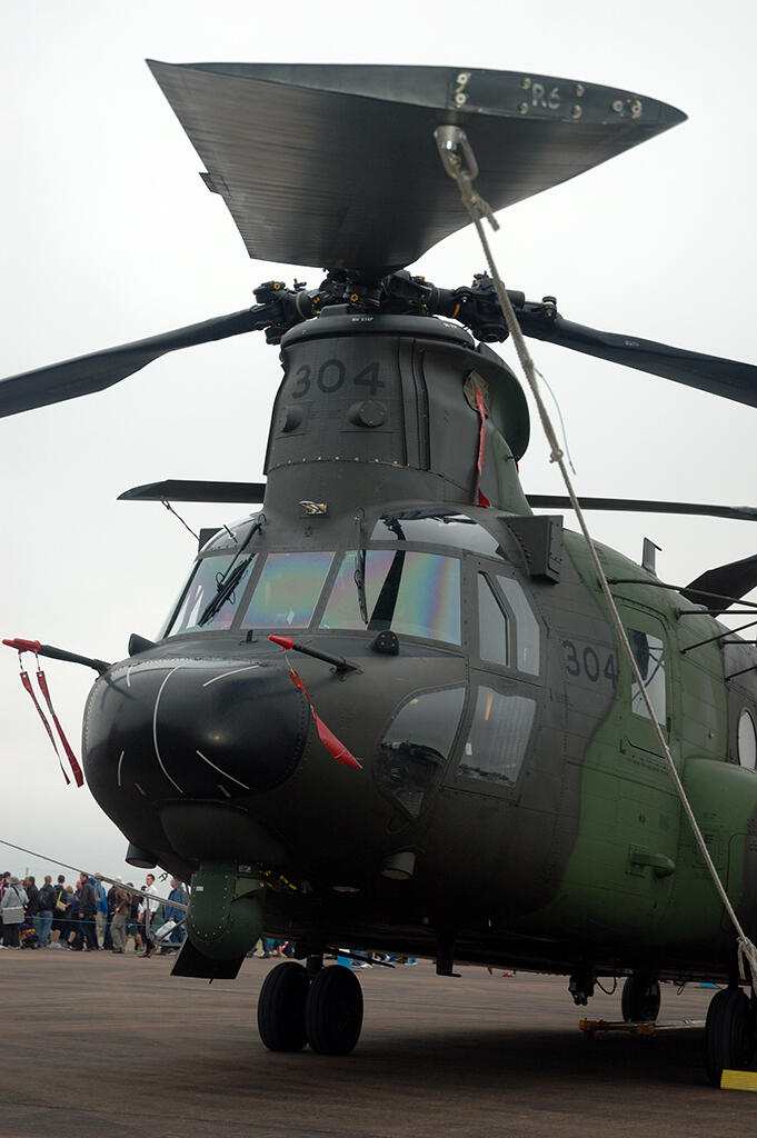 tandem rotor helicopter