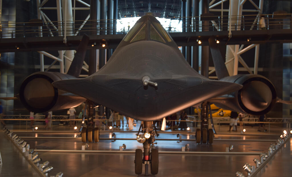 stealth reconnaissance aircraft