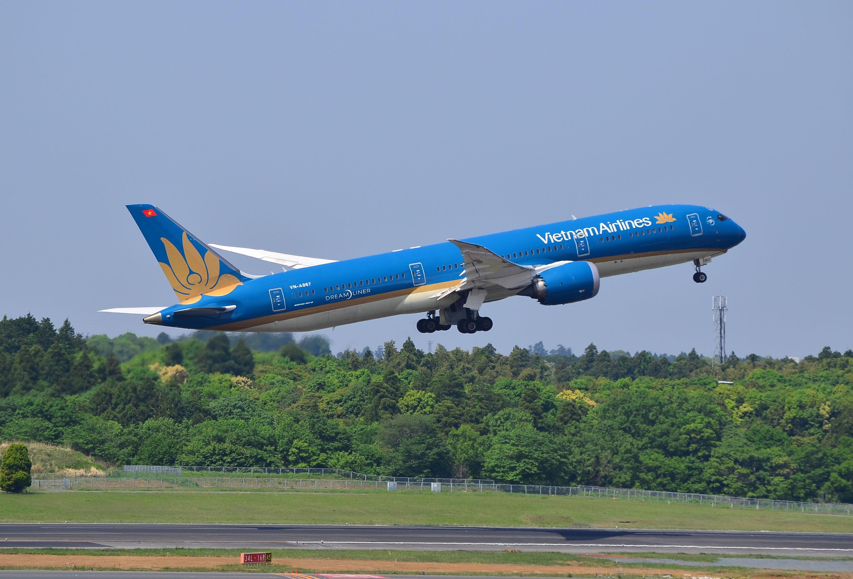 Vietnam Airlines