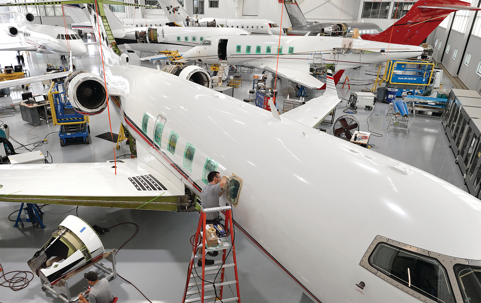 Duncan Aviation hangar