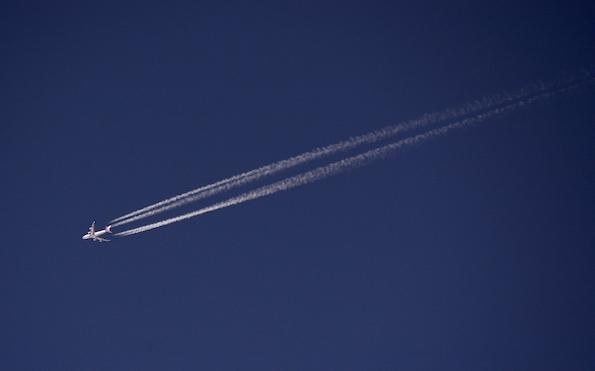 contrails