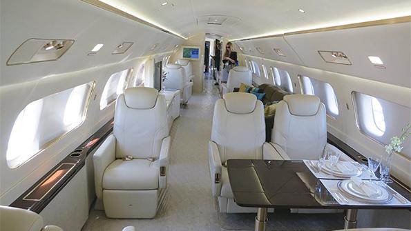 Embraer Legacy 650 cabin