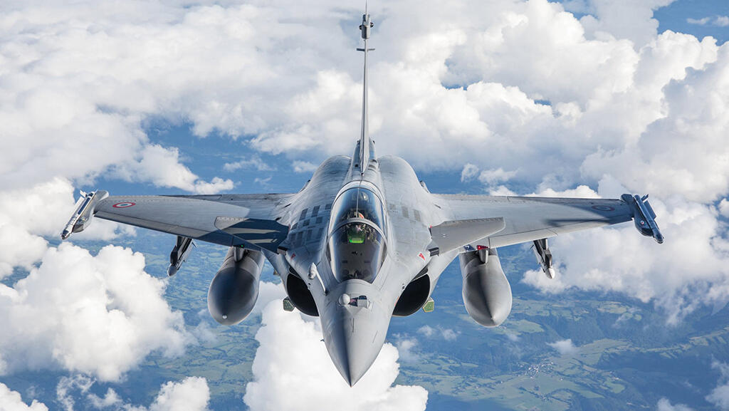 Dassault Rafale in flight