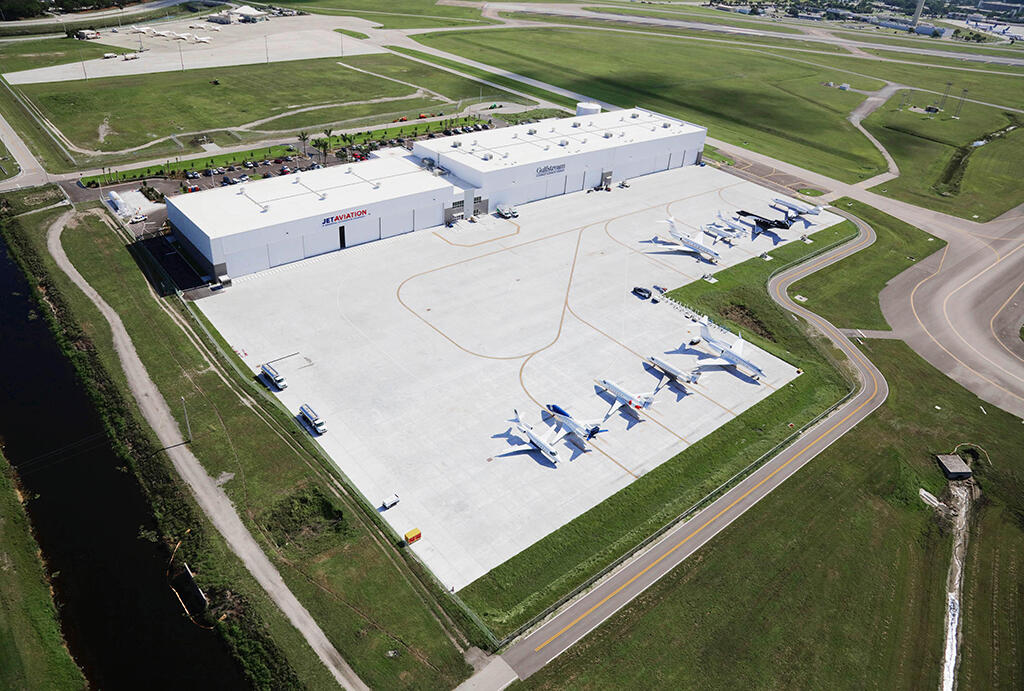Jet Aviation, Palm Beach International Airport