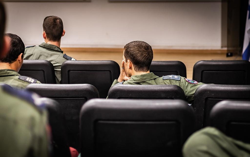 IAF 118th Sqdn. morning briefing