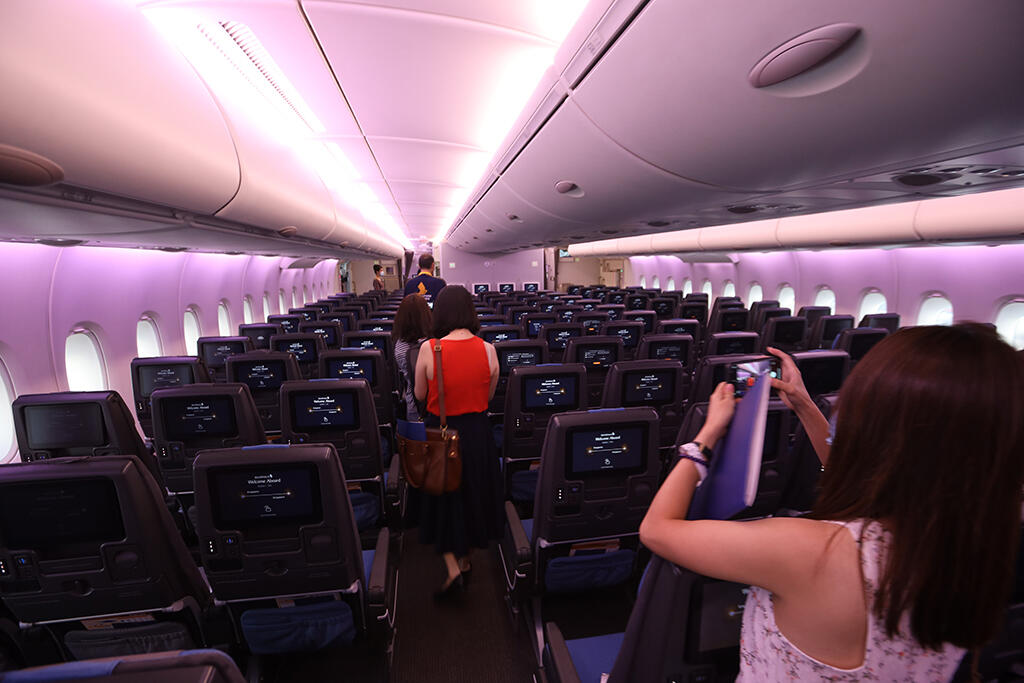 Singapore Airlines Airbus A380 guided tour