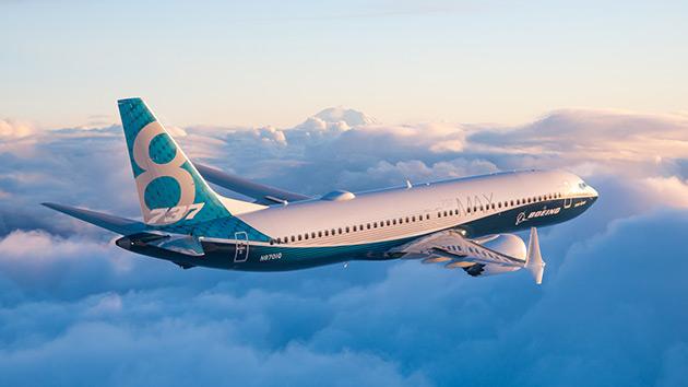 Boeing 737 MAX 8