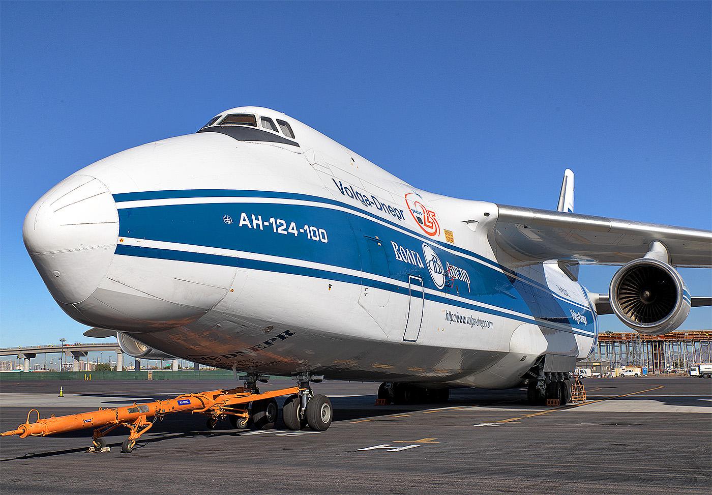 An-124
