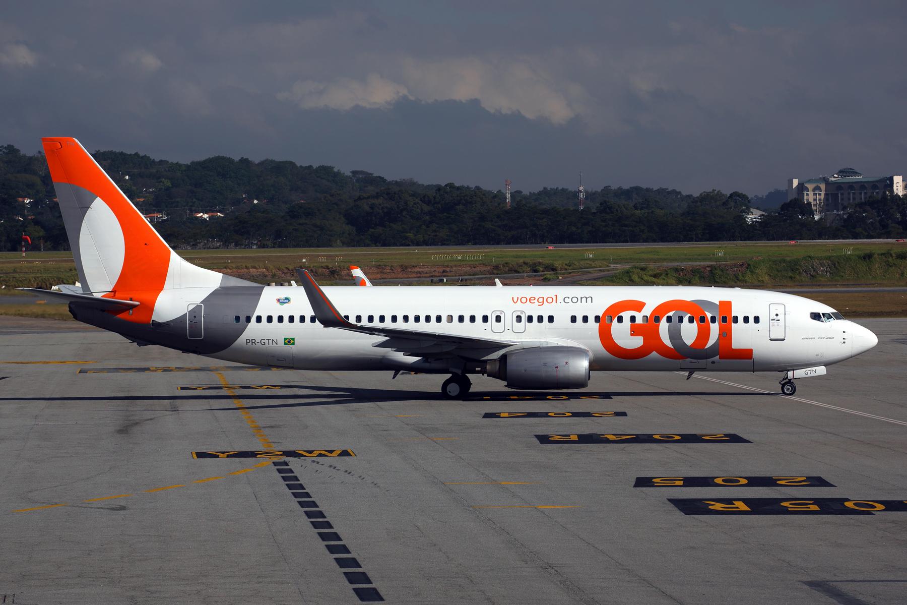 GOL Boeing 737-800