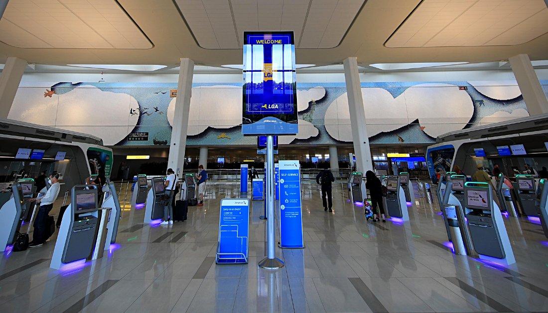 LaGuardia checkin