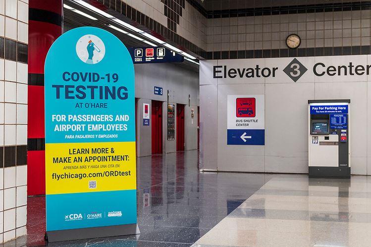 O'hare Airport COVID-19 testing sign