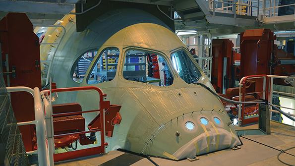 Airbus A350 forward fuselage section