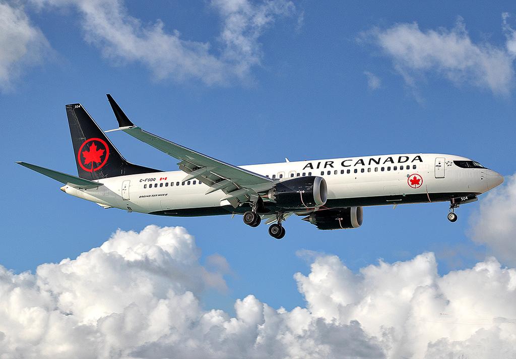 Air Canada Boeing 737 MAX 8