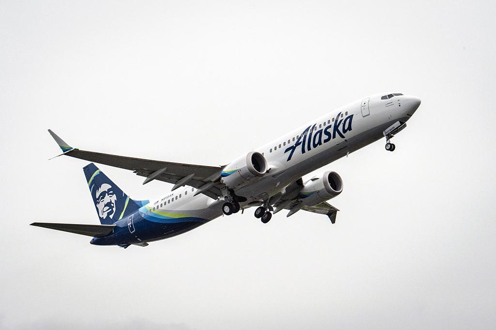 Alaska Airlines Boeing 737 MAX 9