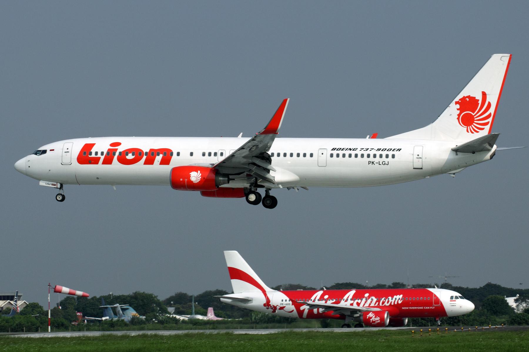 Lion Boeing 737-900ER