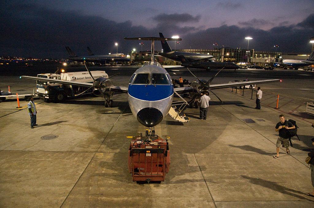 United Express EMB-120