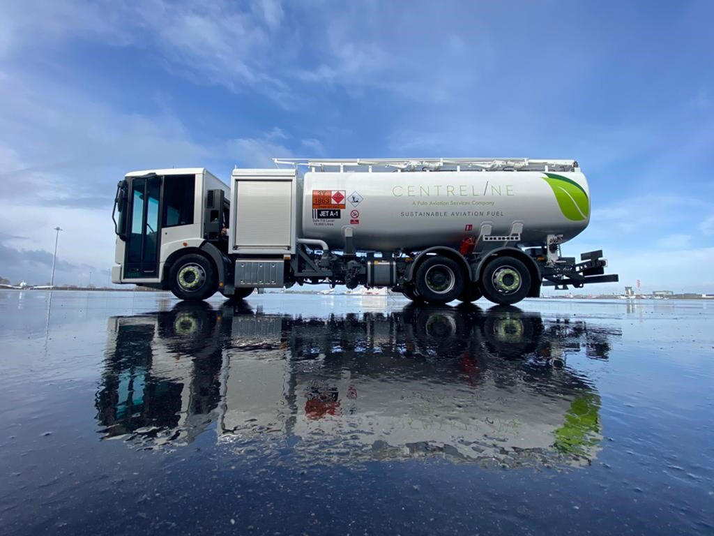 BP Centreline sustainable aviation fuel truck