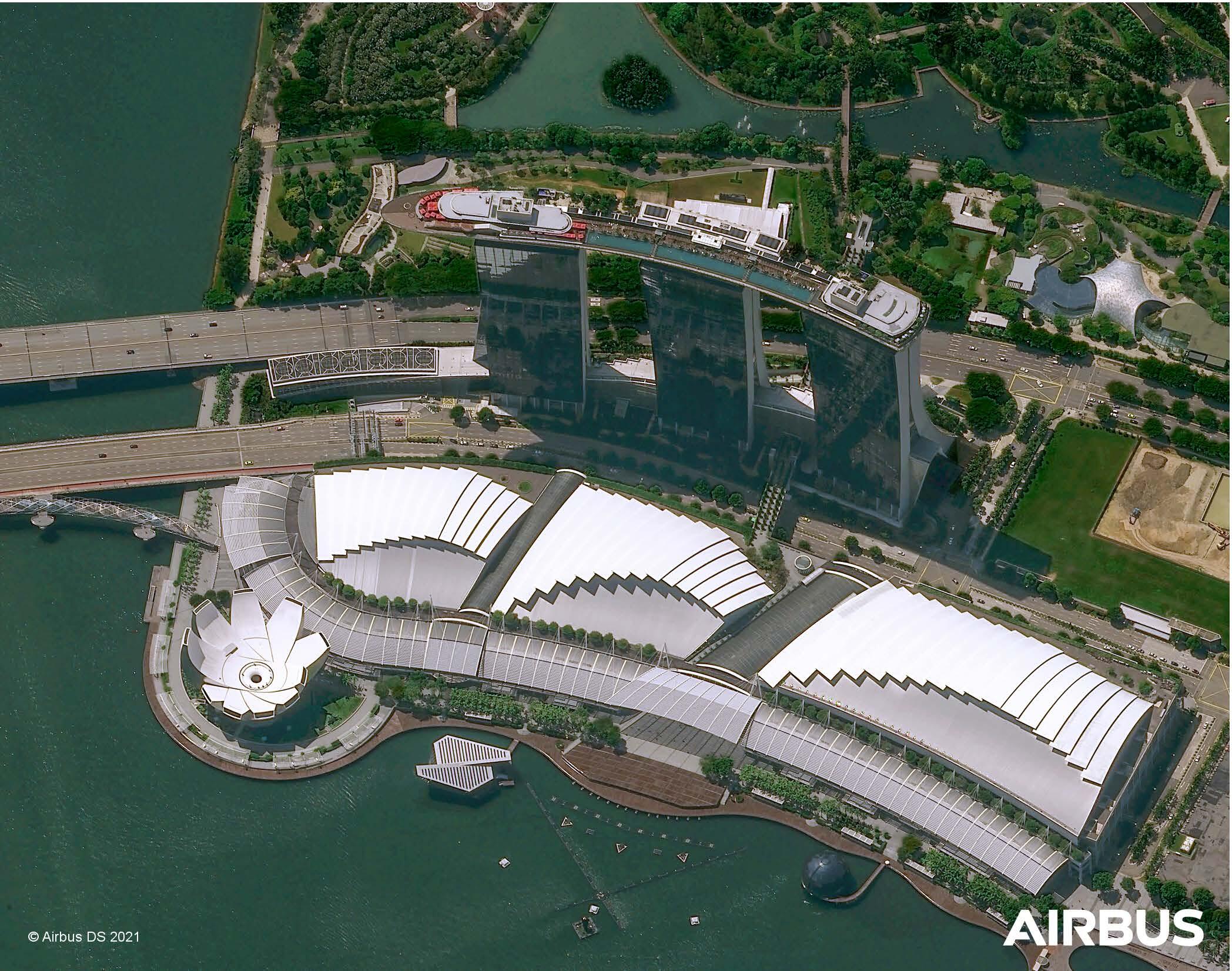 Marina Bay Sands rooftop infinity pool