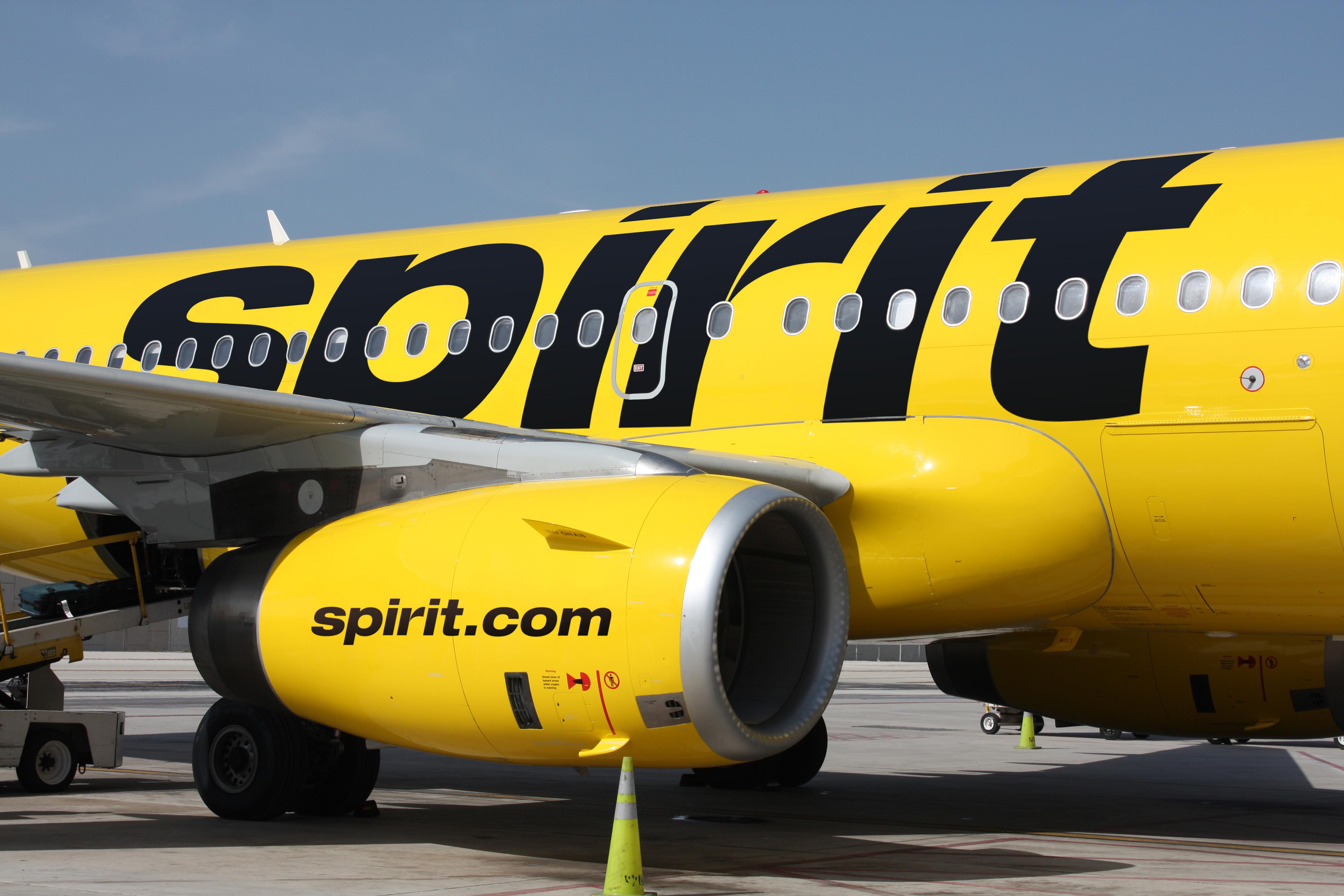 Spirit Airlines exterior