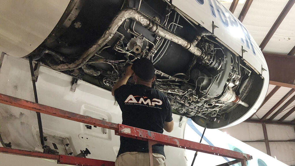 Aviation Maintenance Professionals technician