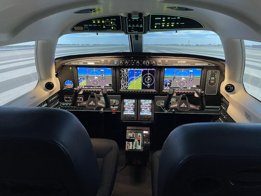 Piper M600/SLS simulator