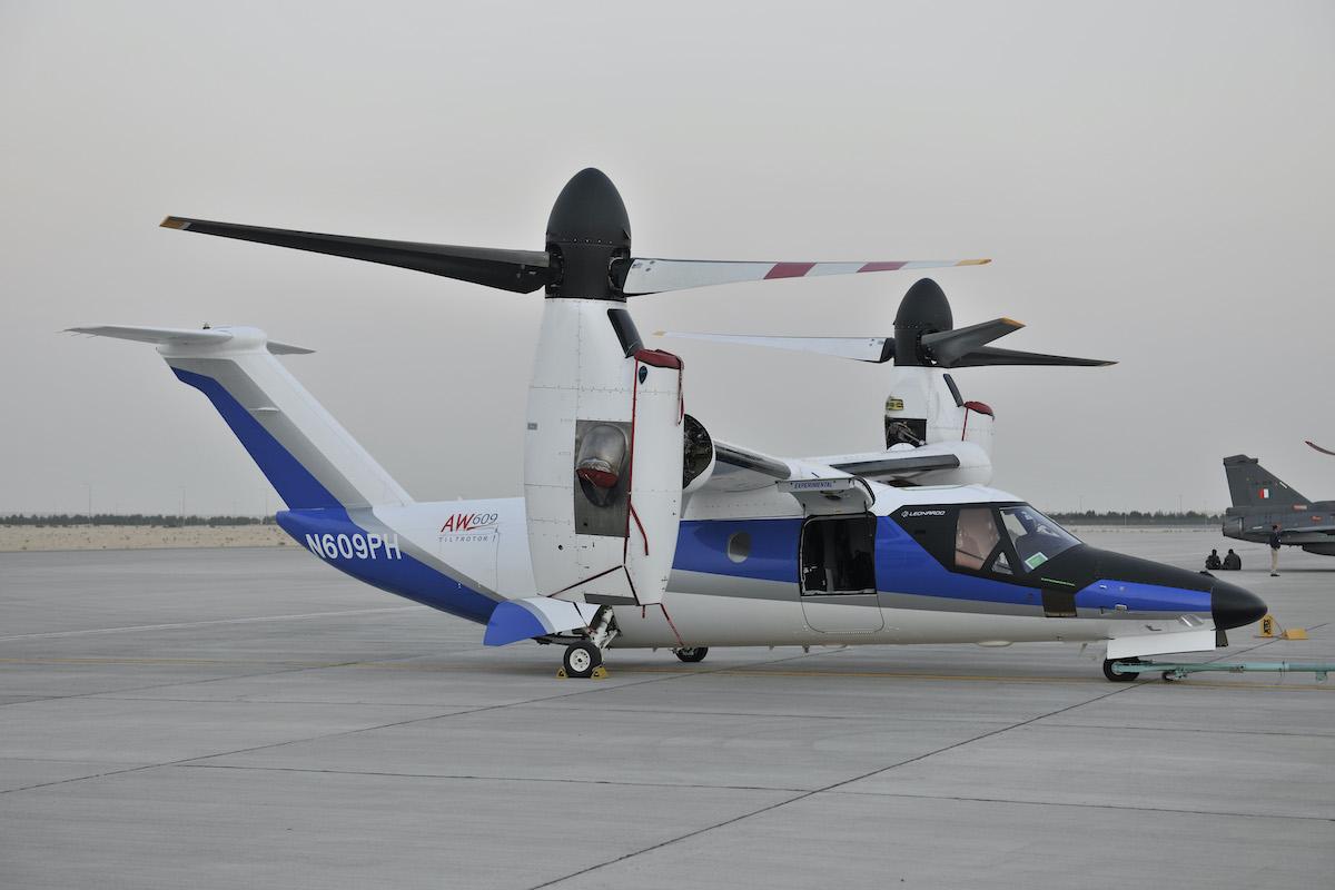 AW609