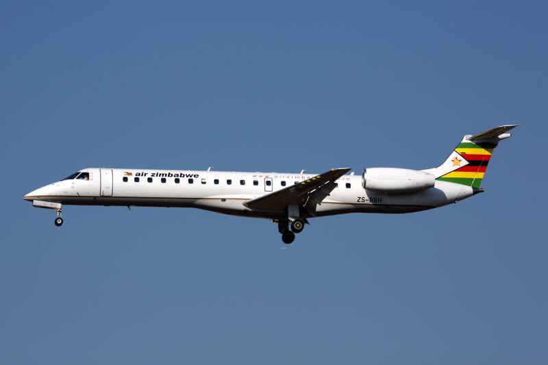 Air Zimbabwe Embraer 145