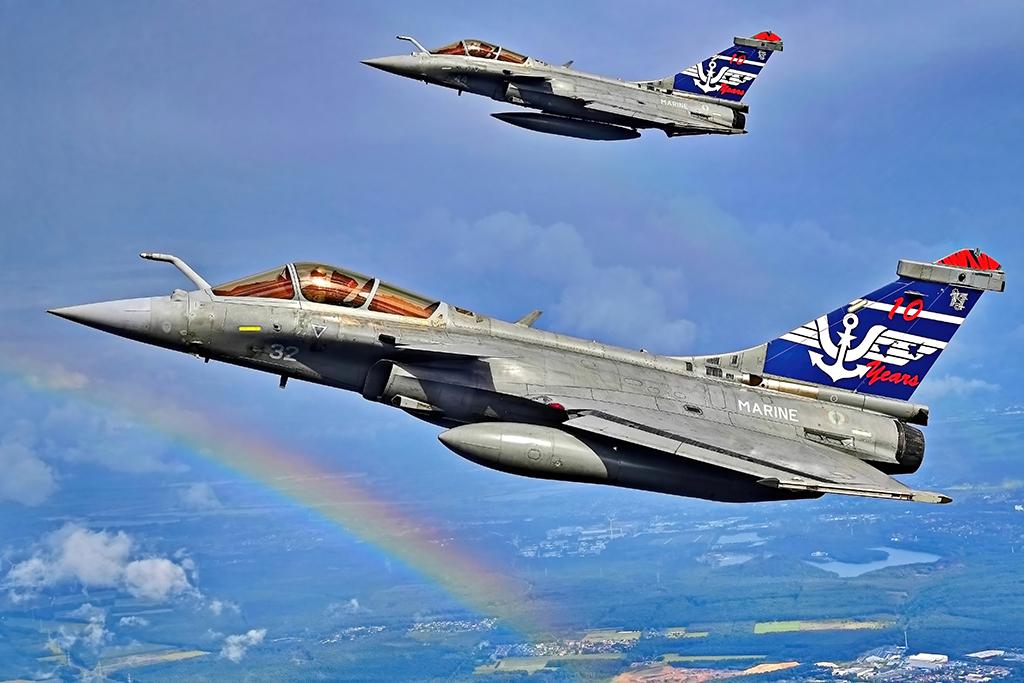 two French Rafale fighters