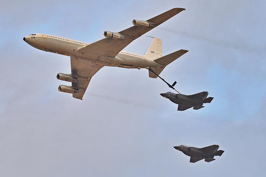 Israeli tanker and F-35