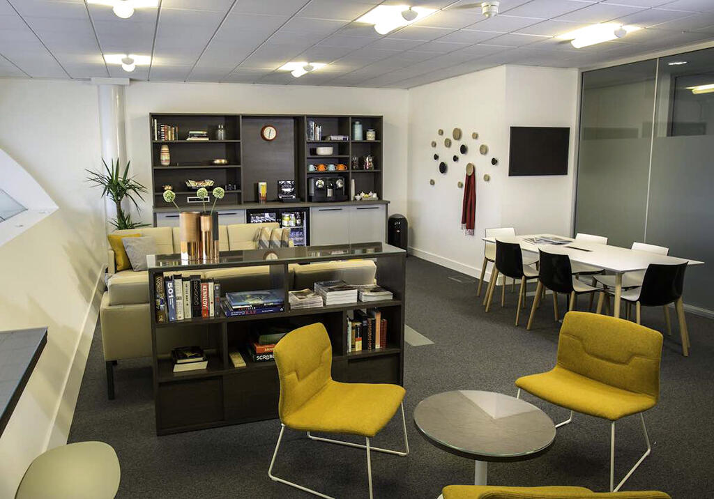 Farnborough Airport Crew Lounge