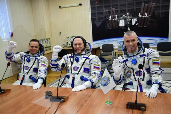 Soyuz MS-21 crew