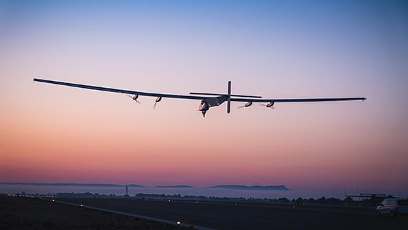 SKydweller solar-powered Si2 in flight