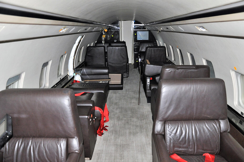 Challenger 850 interior showing components to be refurbished
