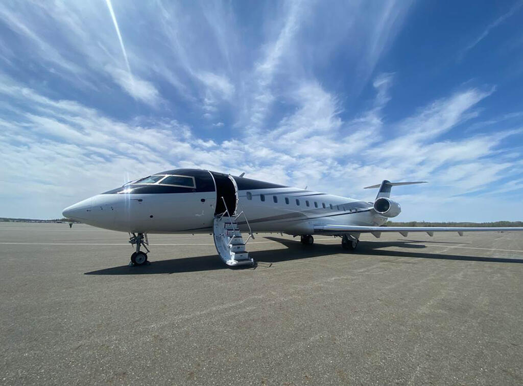 Challenger 850 refurbished by Flying Colours