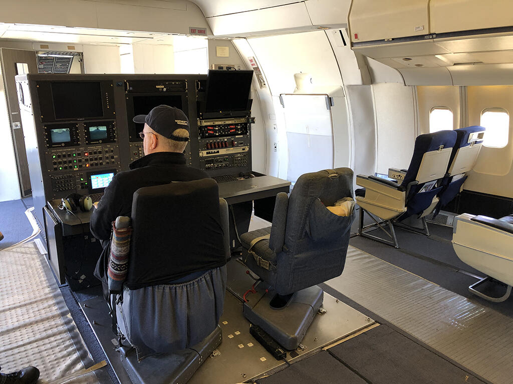 launch panel operator