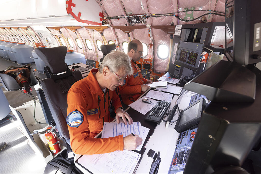 Airbus test flight engineers