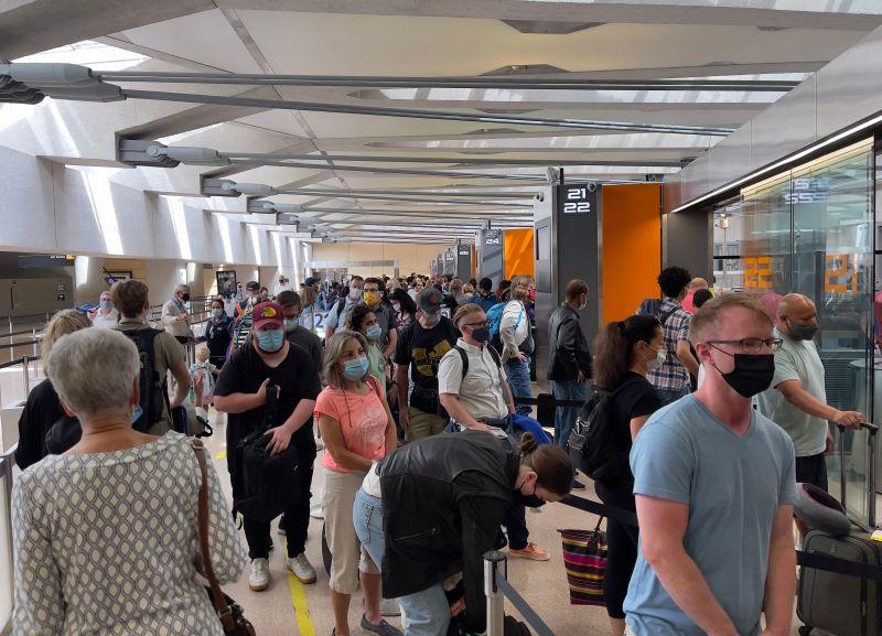 Dulles International Airport 