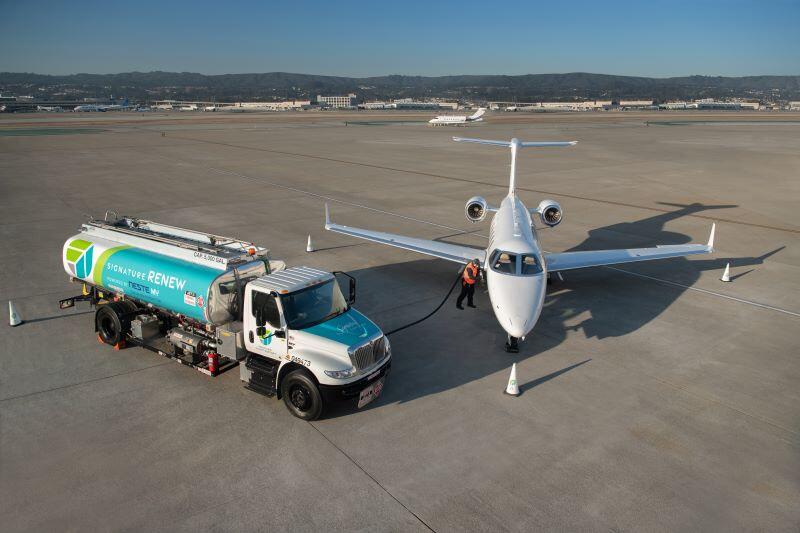 Signature Flight Support