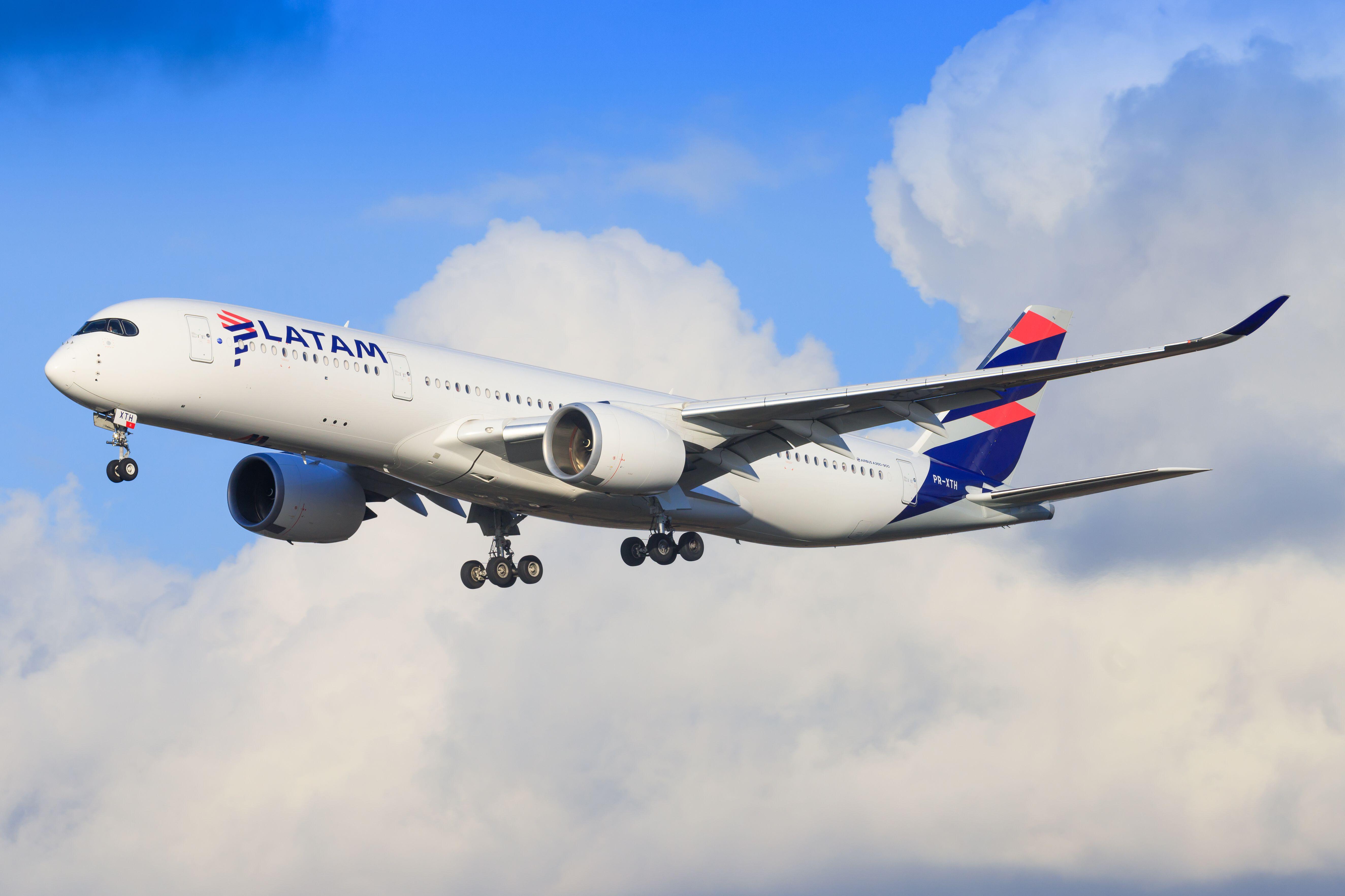 LATAM Airbus A350