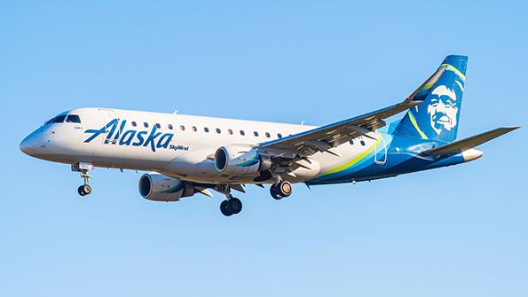 alaska airlines E175 aircraft in flight