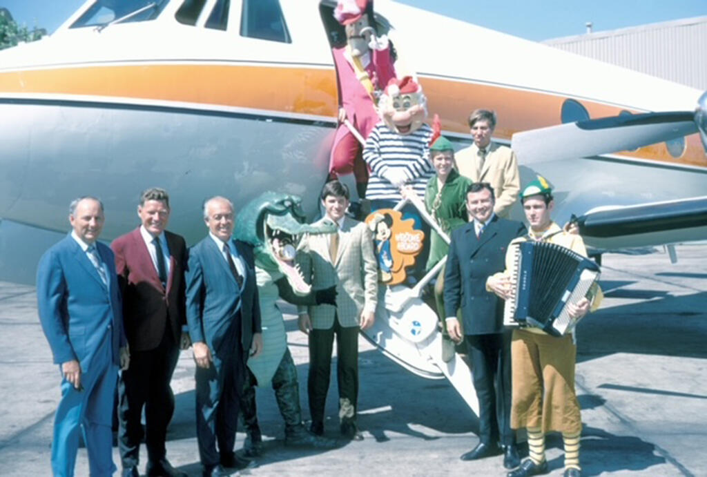 Chuck Malone with Disneyland Peter Pan tour group