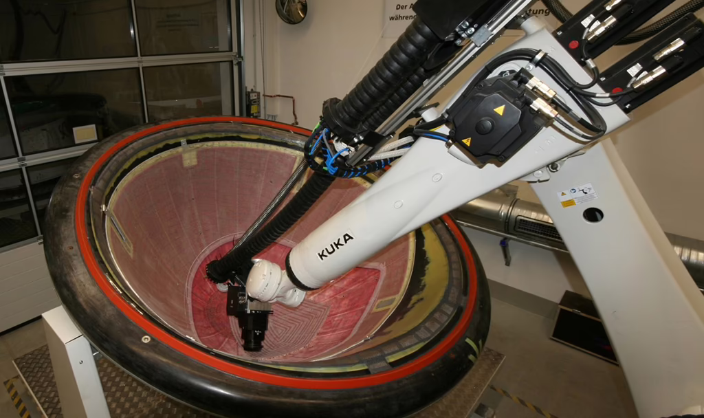 Lufthansa Technik automated adaptive robot system