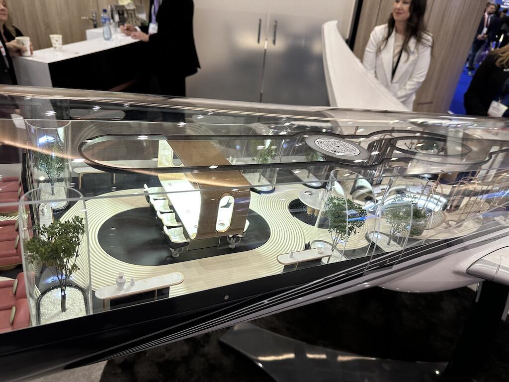 Greenpoint 777 VIP interior