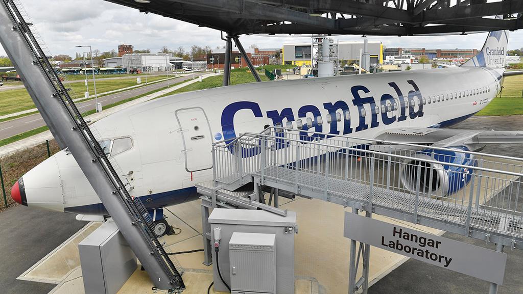 Cranfield University’s Digital Aviation Research and Technology Center Boeing 737-400