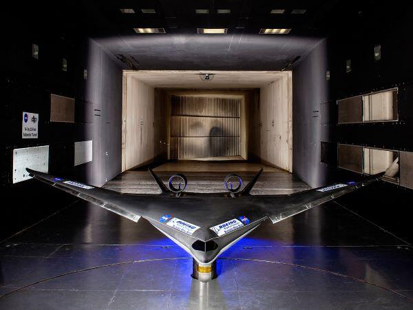 Boeing HWB concept with ultra-high-bypass engines and leading edge devices in wind tunnel