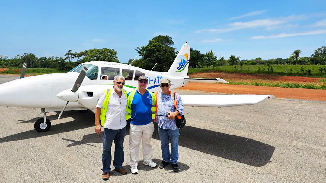 Rodolfo Valverde (center), Sunshine Air founder and Santiago Guinea (left) with Francisco Javier Rodriguez, aka “Patxi", Cóbano Airport partners