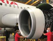 Iberia aircraft engine and technicians